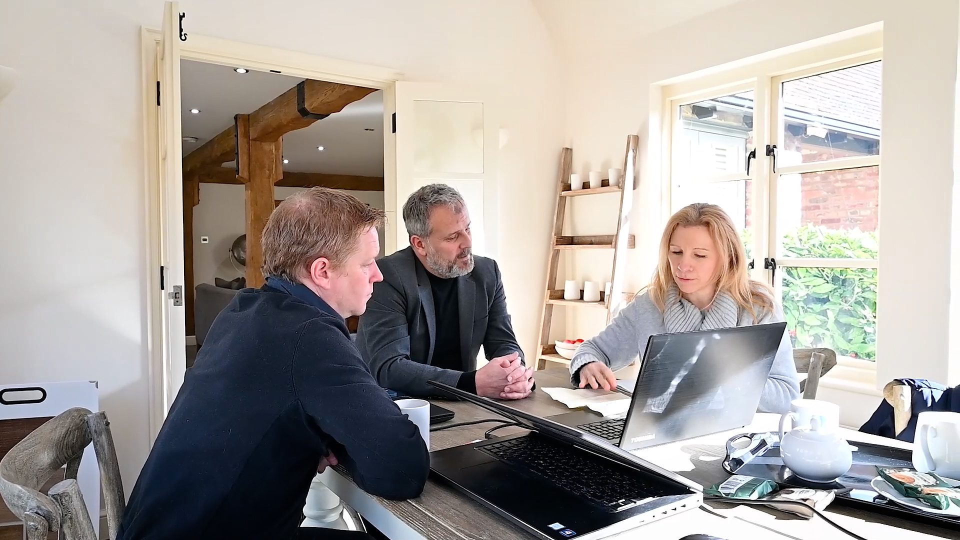 Potton Self Build Consultant Discussing a Self Build Project with a Customer